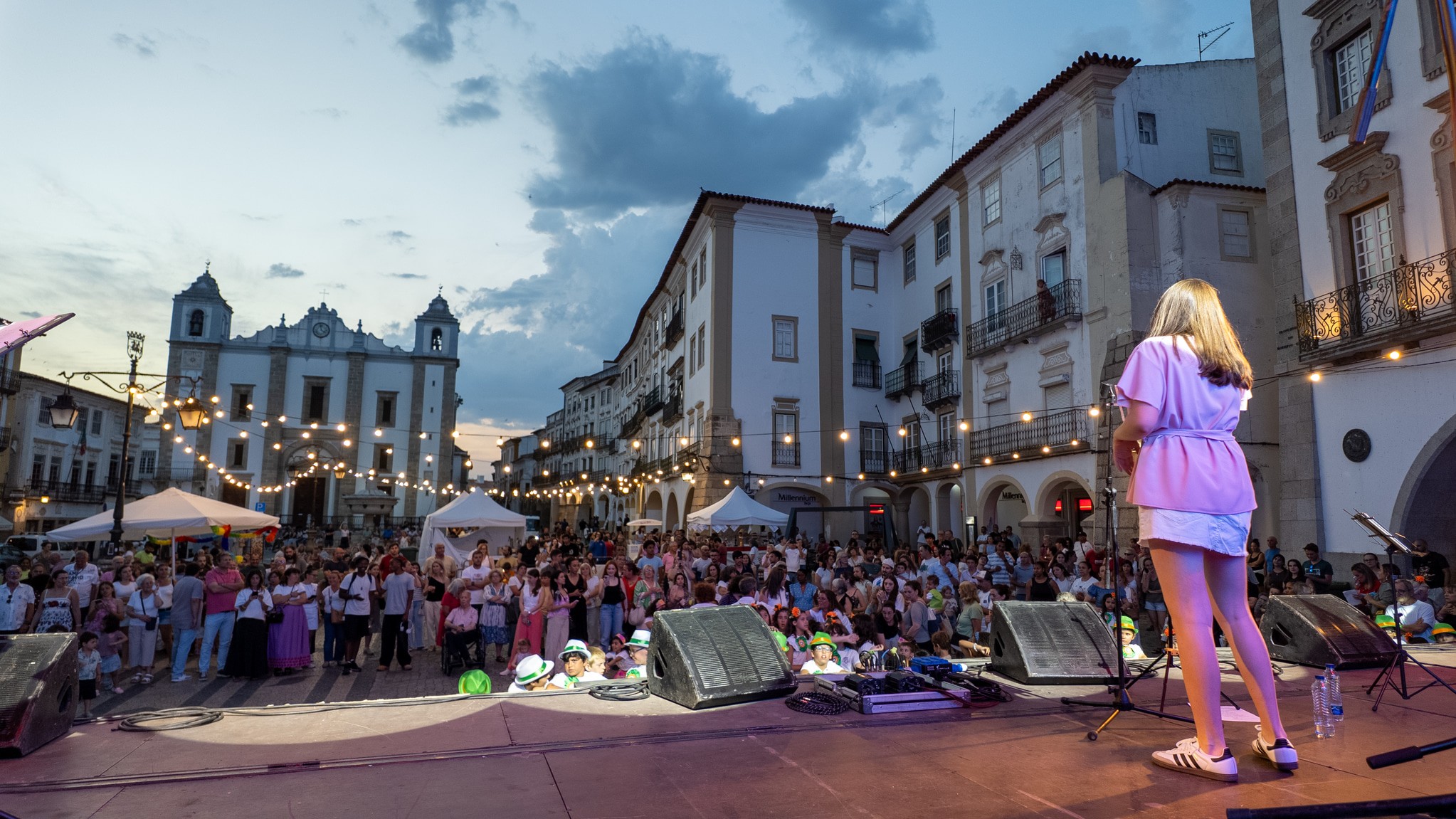 Margarida Sousa, Vista de palco e público · Praça do Giraldo